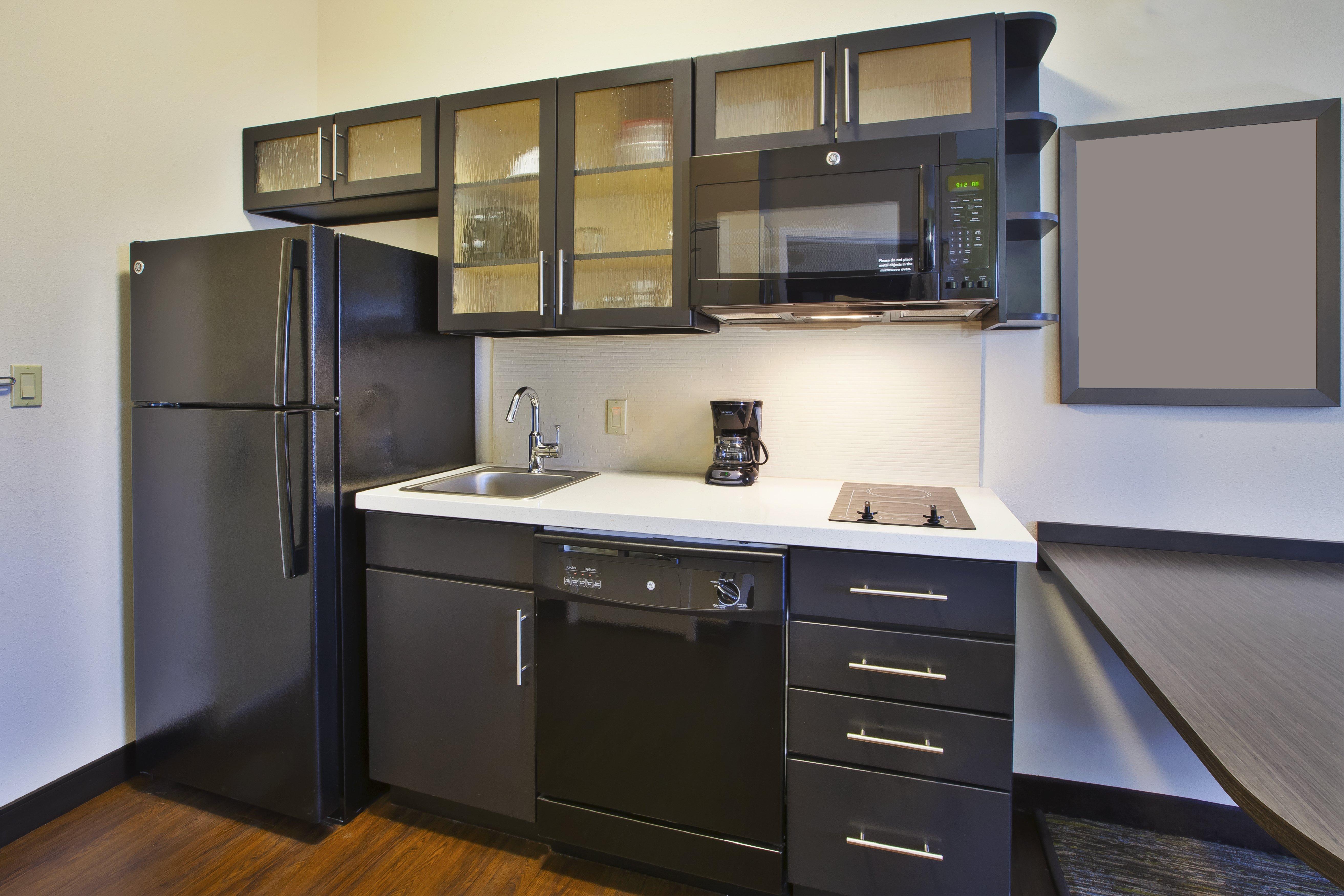 Candlewood Suites Morgantown-Univ West Virginia By Ihg Westover Bagian luar foto
