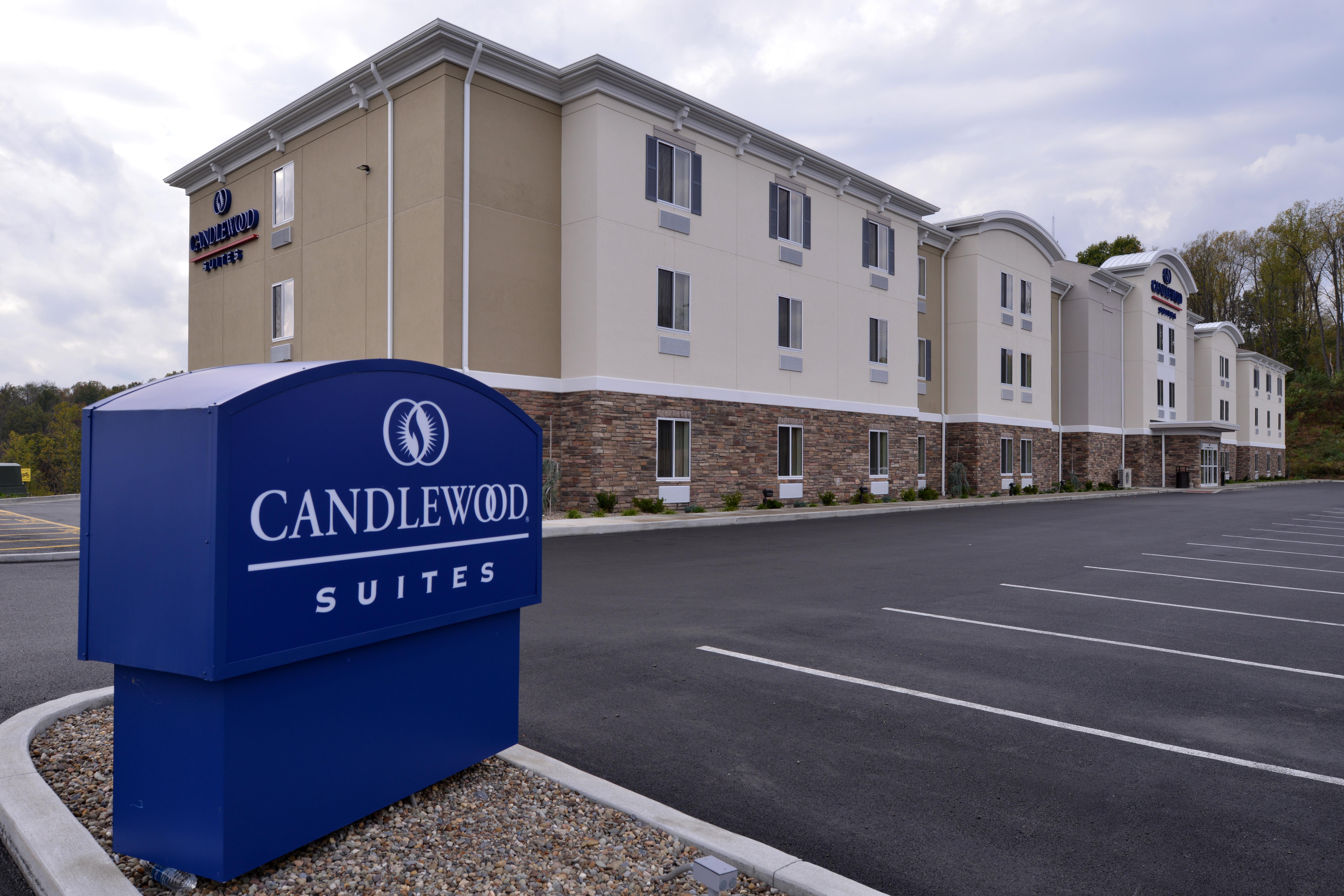 Candlewood Suites Morgantown-Univ West Virginia By Ihg Westover Bagian luar foto