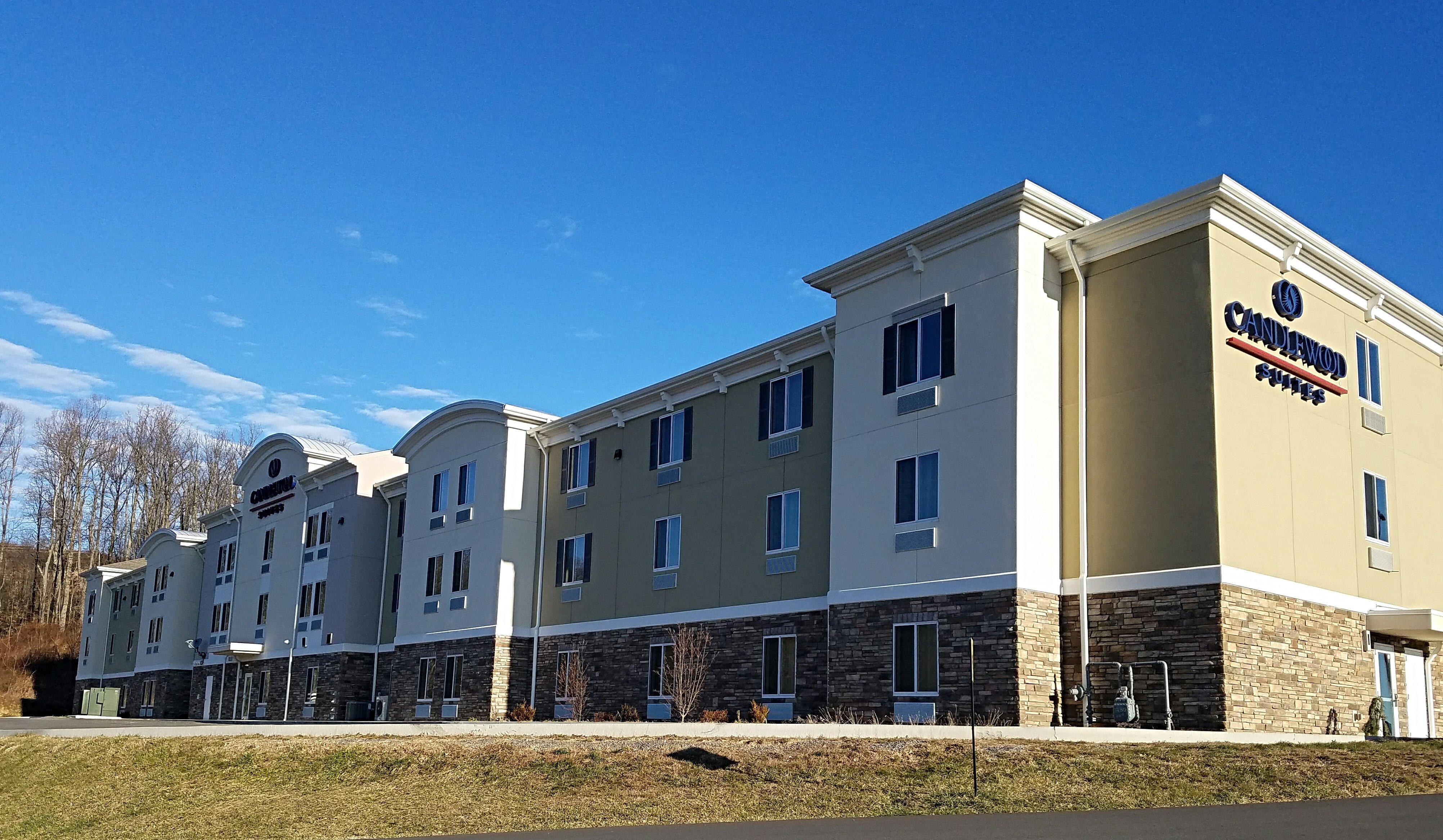 Candlewood Suites Morgantown-Univ West Virginia By Ihg Westover Bagian luar foto