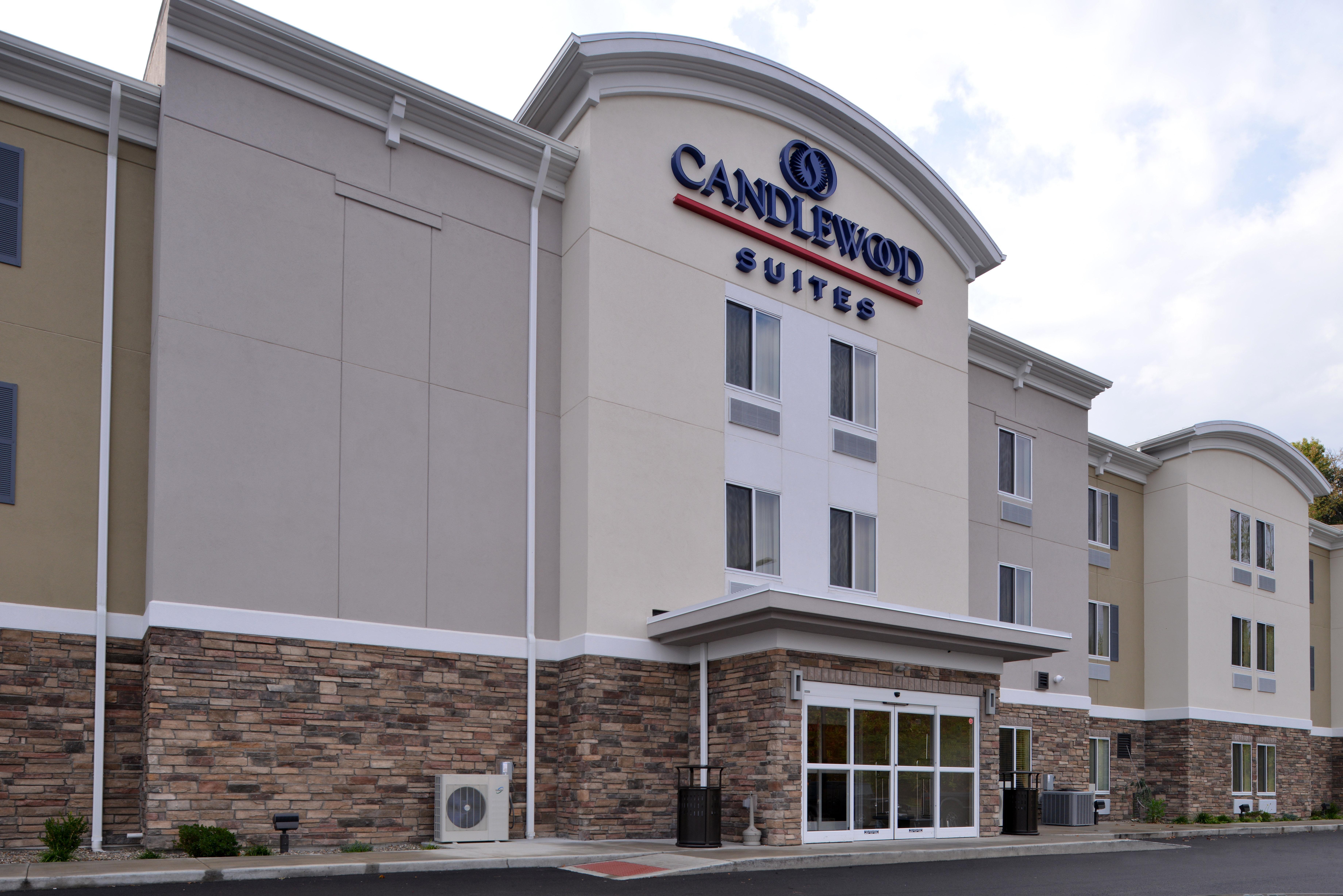 Candlewood Suites Morgantown-Univ West Virginia By Ihg Westover Bagian luar foto
