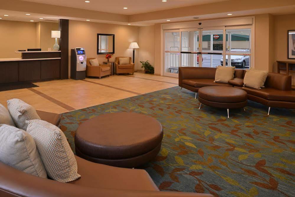 Candlewood Suites Morgantown-Univ West Virginia By Ihg Westover Bagian luar foto